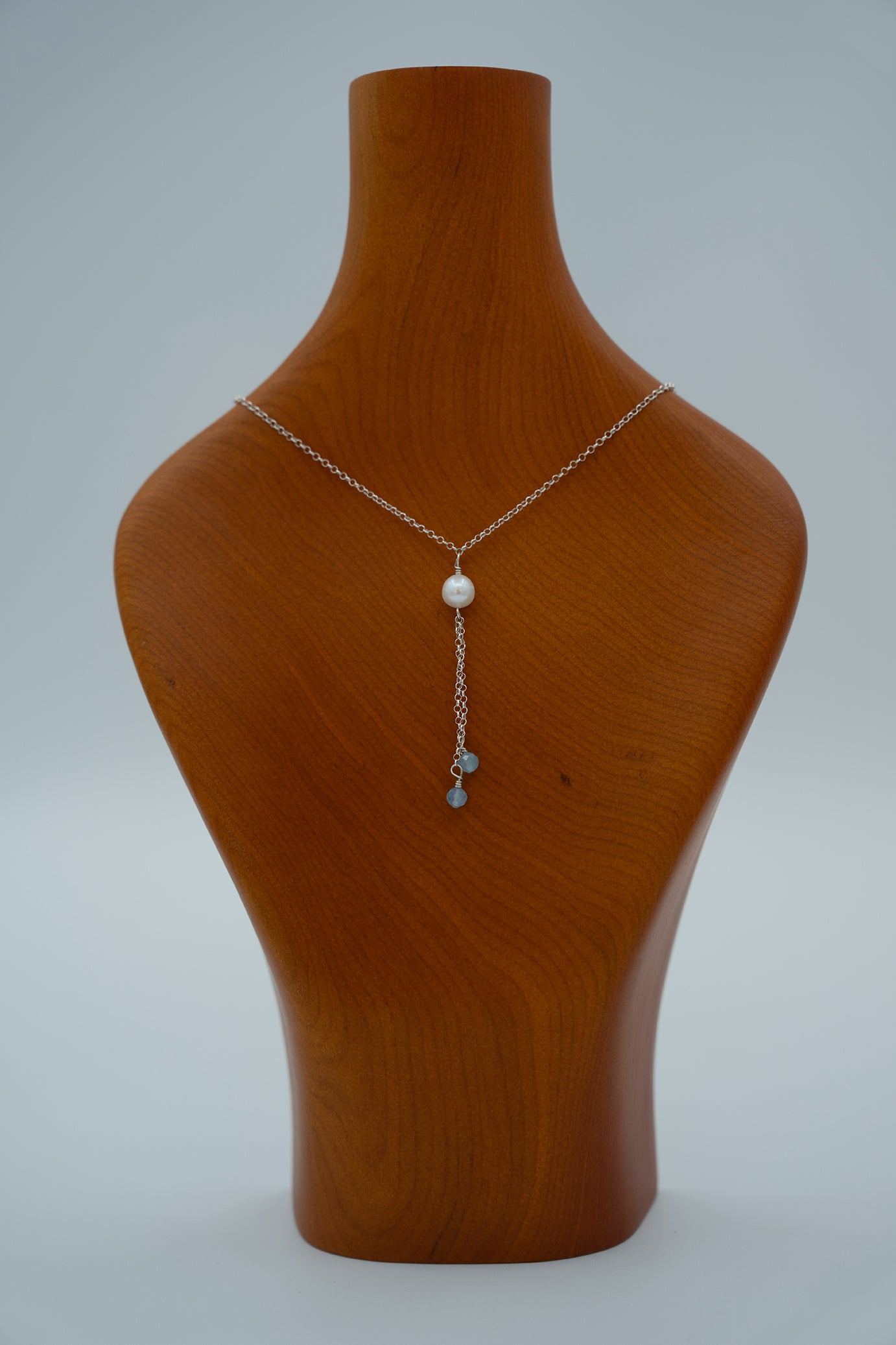 Pearl and aquamarine lariat necklace
