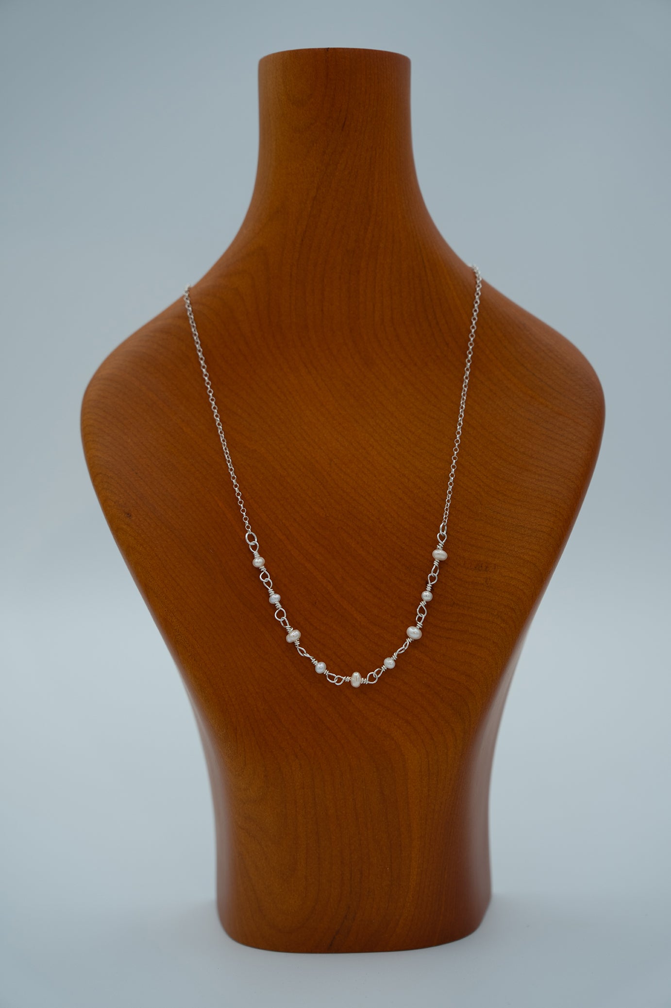 Pearl chain necklace